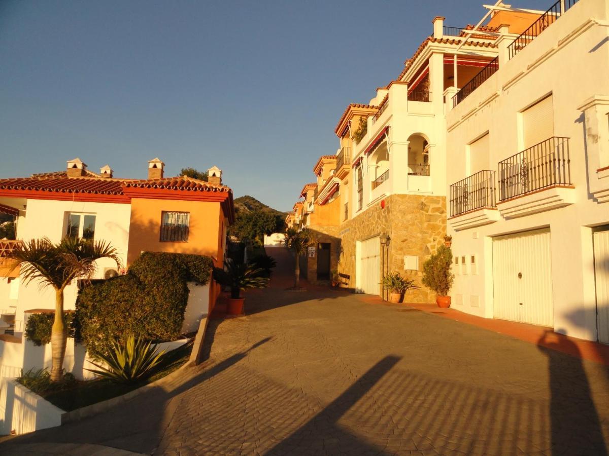 Spacious Family Villa Aljamar 8A نيرخا المظهر الخارجي الصورة