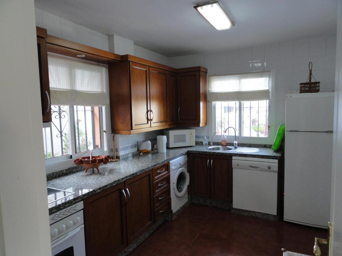 Spacious Family Villa Aljamar 8A نيرخا المظهر الخارجي الصورة
