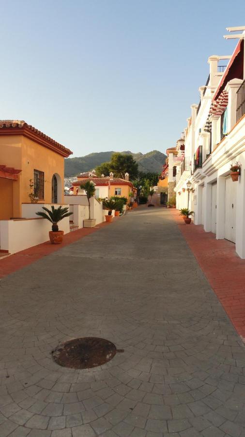 Spacious Family Villa Aljamar 8A نيرخا المظهر الخارجي الصورة