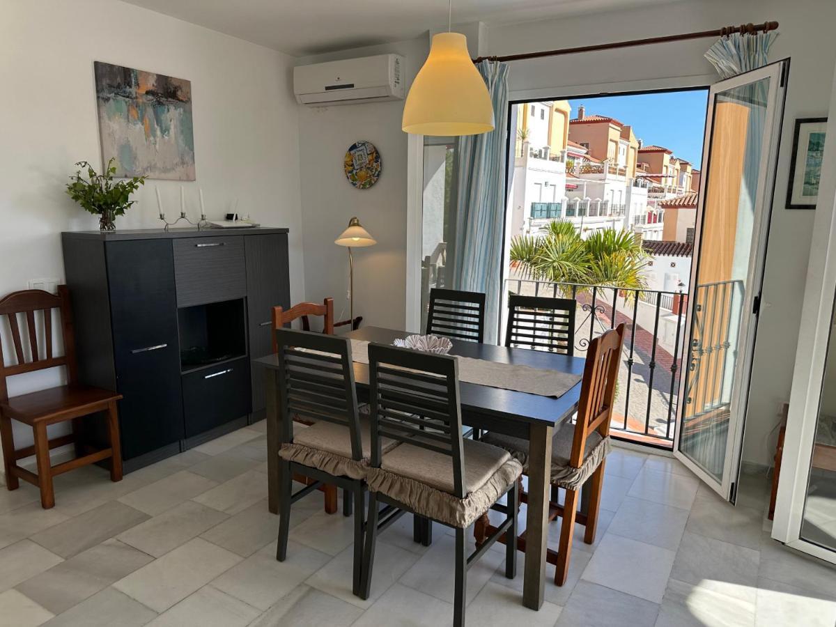 Spacious Family Villa Aljamar 8A نيرخا المظهر الخارجي الصورة