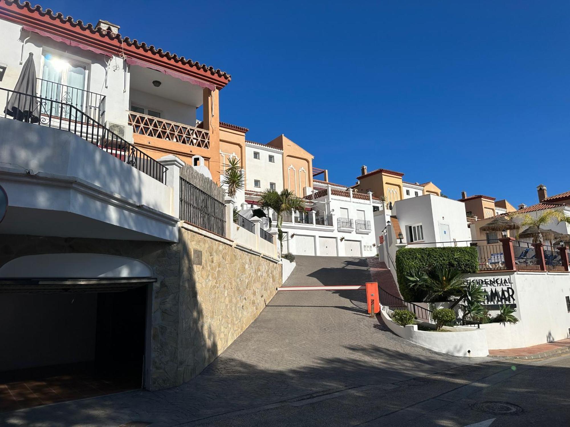 Spacious Family Villa Aljamar 8A نيرخا المظهر الخارجي الصورة