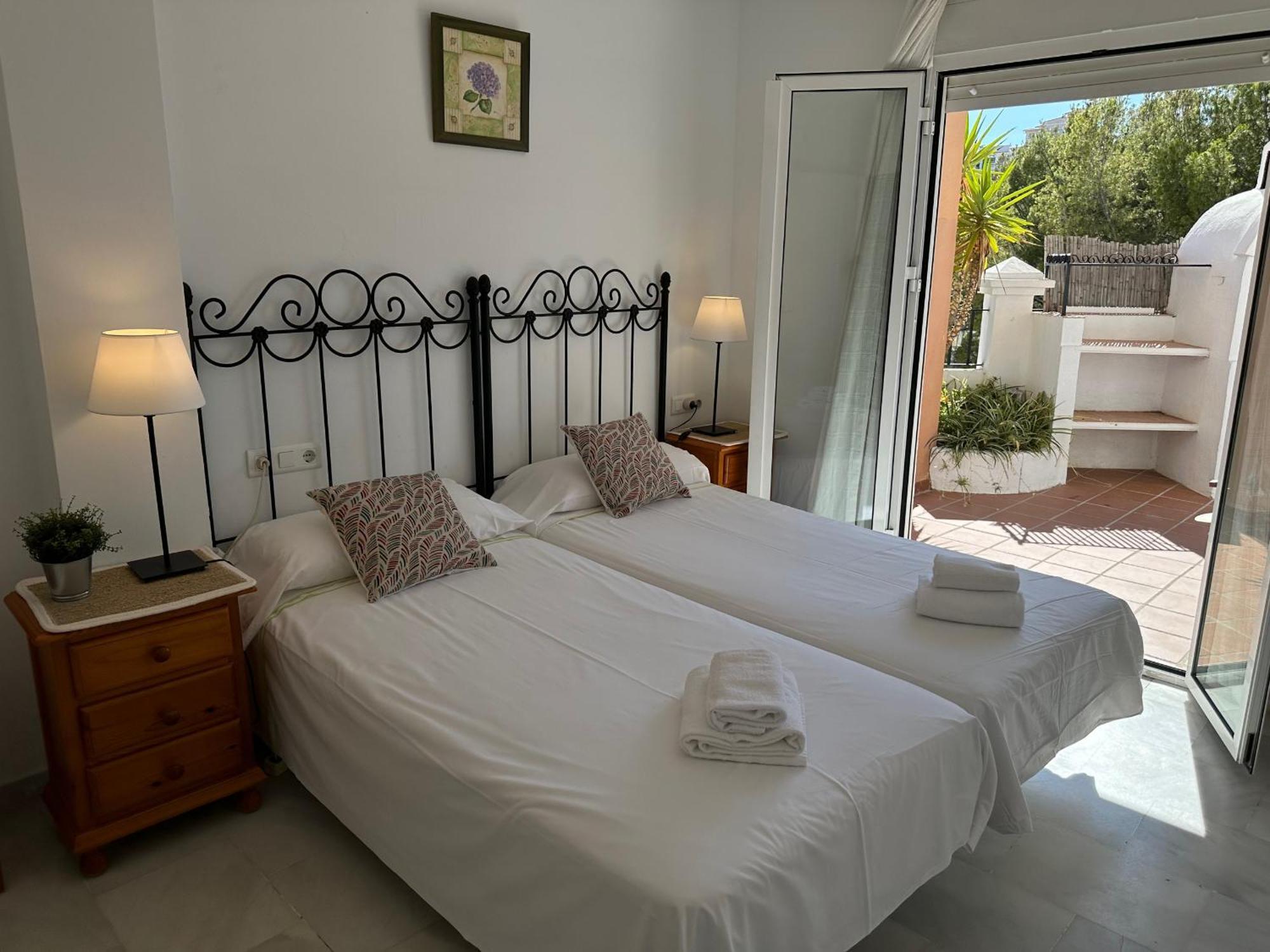 Spacious Family Villa Aljamar 8A نيرخا المظهر الخارجي الصورة