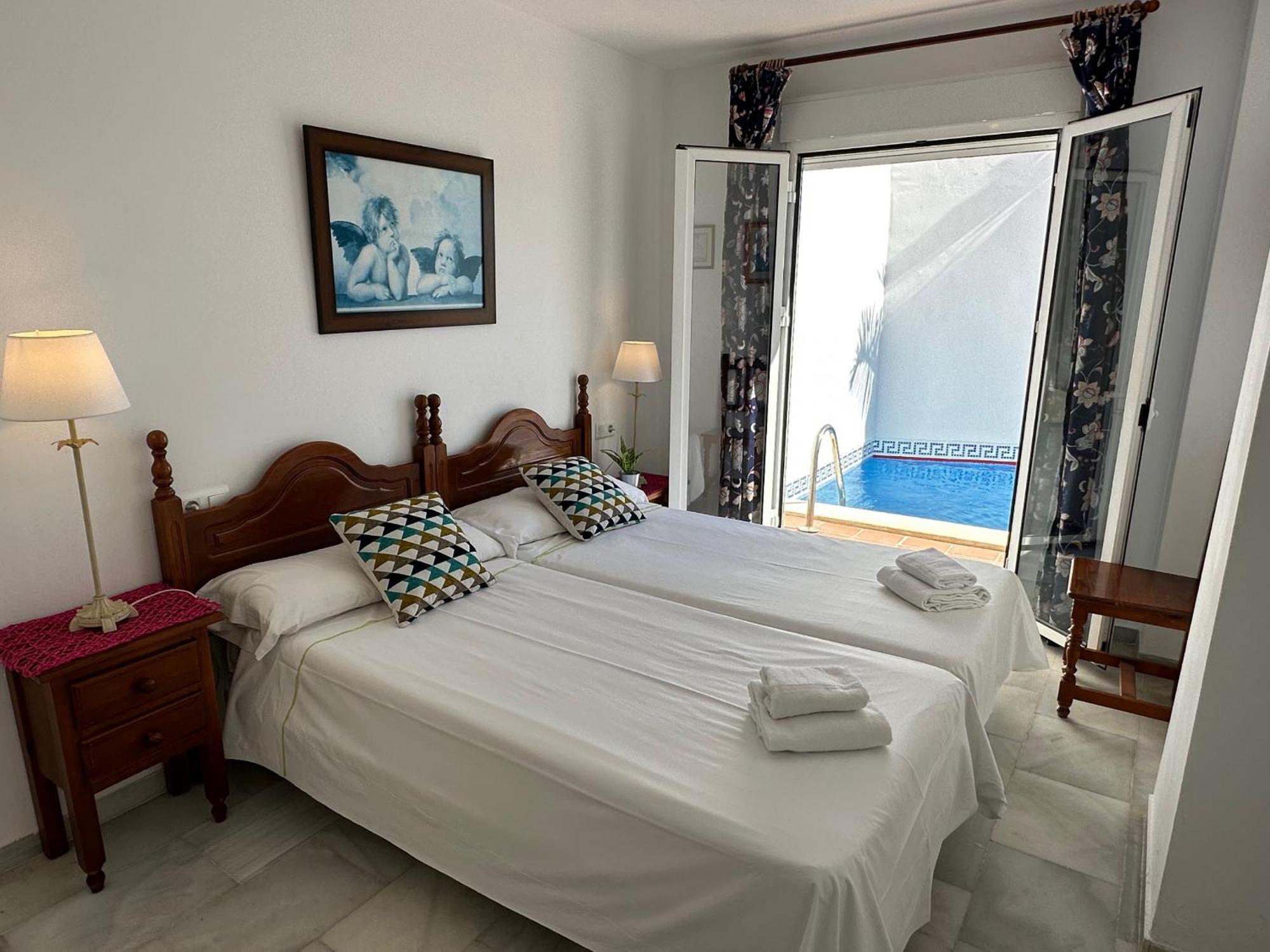 Spacious Family Villa Aljamar 8A نيرخا المظهر الخارجي الصورة